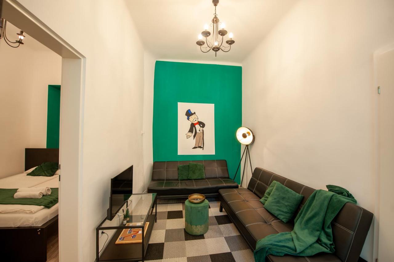 My Apartment- Artroom Vienne